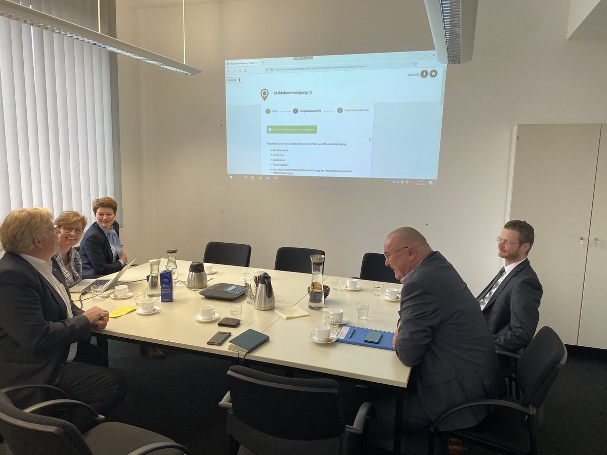 Markus Richter (@cio_bund) on Twitter photo Meldebescheinigung kostenfrei, digital aus dem System abrufen? Möglich macht‘s <a href="/CDO_Berlin/">Chief Digital Officer des Landes Berlin</a> Ralf Kleindiek mit seinem Team. Die #OZG-Leistung wird jetzt getestet, dann auch bei anderen Bundesländern ausgerollt. Das spart Zeit, Nerven. Danke für Abstimmung heute vor Ort bei Euch! Meldebescheinigung kostenfrei, digital aus dem System abrufen? Möglich macht‘s <a href="/CDO_Berlin/">Chief Digital Officer des Landes Berlin</a> Ralf Kleindiek mit seinem Team. Die #OZG-Leistung wird jetzt getestet, dann auch bei anderen Bundesländern ausgerollt. Das spart Zeit, Nerven. Danke für Abstimmung heute vor Ort bei Euch!