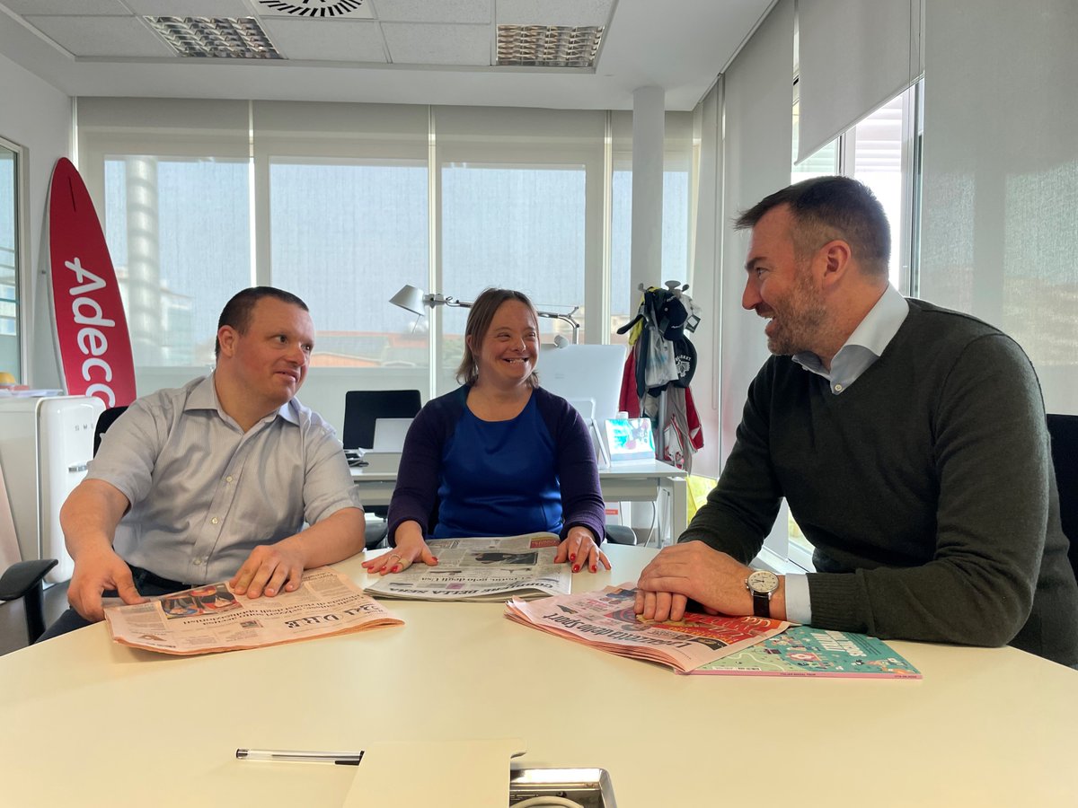 aamalacrida's tweet photo. Oggi è la #GiornataMondialeDellaSindromeDiDown: quale miglior occasione per ringraziare i colleghi Carlotta e Bart per il supporto e l’energia in @AdeccoGroupITA? 

Per costruire davvero un mondo del lavoro alla portata di tutti, è sempre più necessario creare team inclusivi. https://t.co/uz18GIi3TI