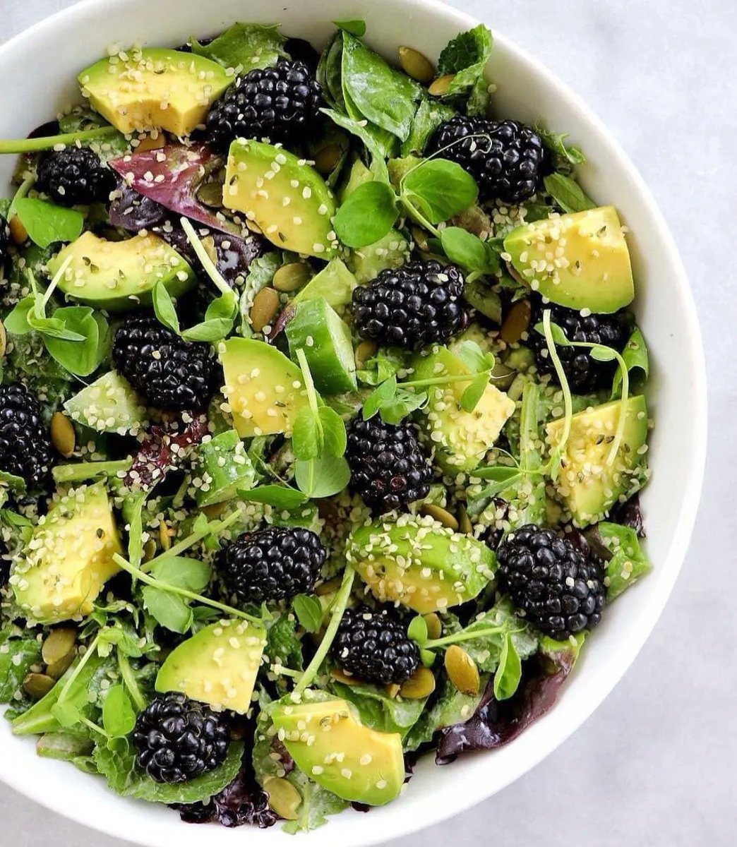 Light Buddha Bowl

IG: Veganrevolution.ig recipe:

This bowl is made with mixed greens, cucumbers, blackberries, avocado, pumpkin seeds, micro-greens and a tahini dressing. 

Enjoy!