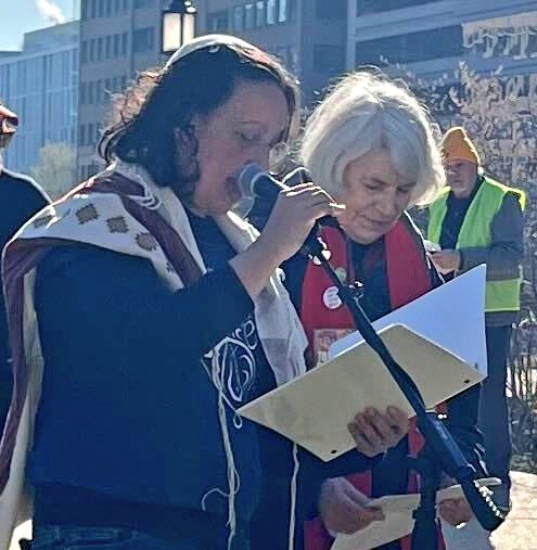 Judy Smith @chevychaseumc, born at 311 ppm carbon in atmosphere & our Director Joelle, born at 337 ppm, co-led a prayer circle to open @ThirdActOrg #stopdirtybanks action. We called on @BankofAmerica @Citi @WellsFargo @chase to stop funding fuels that brought us both to 416 ppm.