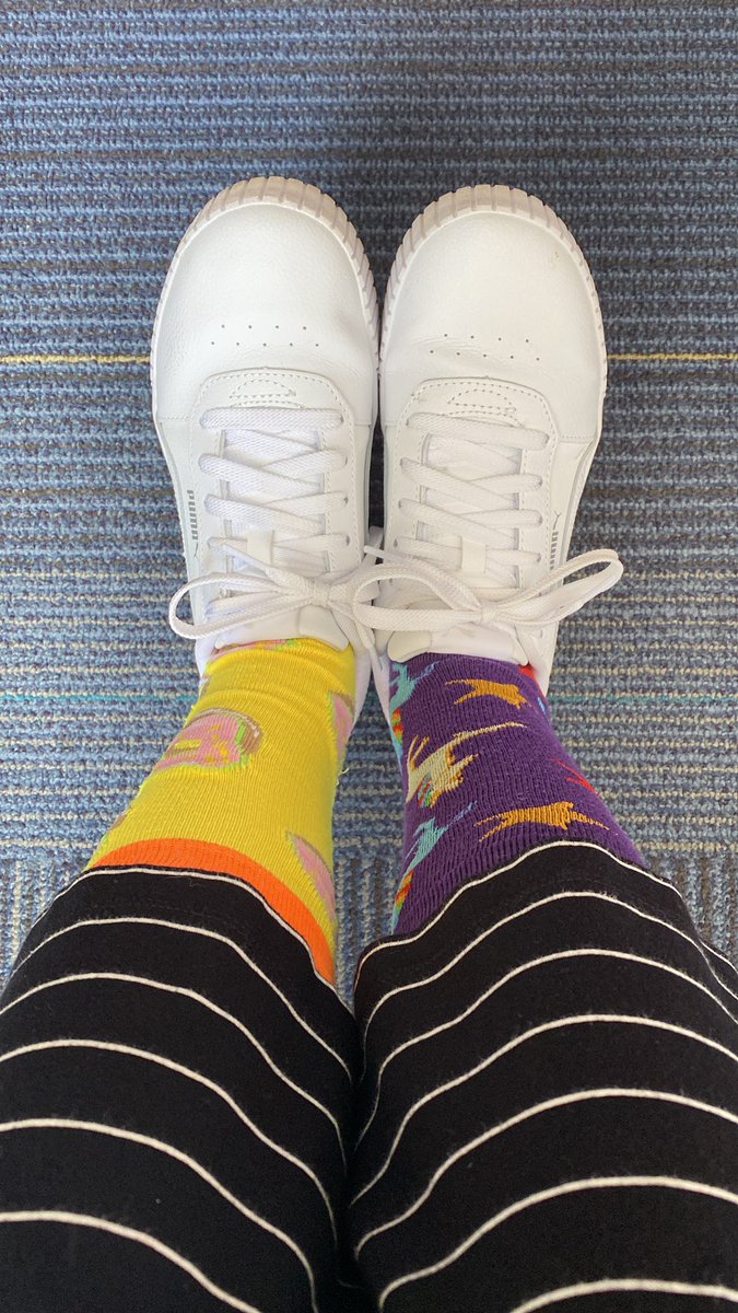Rocking my socks! #rockyoursocks #worlddownsyndromeday 🧦💜💛💙 <a href="/RoseTree_RTMSD/">Rose Tree Elementary</a>