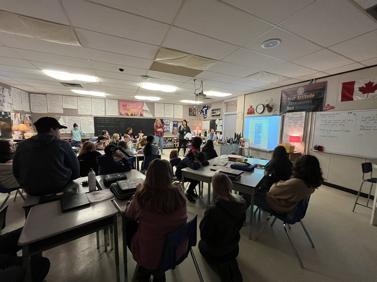 🧒🏽 📖 👦🏼 Reading Buddies? 
YES Please!
<a href="/amh_stevenson/">Aaron Stevenson</a>, Ms. Dash and <a href="/FDKAdventures/">Monck Kinder Forest (Lindsay Nelan)</a> are re-thinking this structure with the shifts of literacy instruction in mind! Check it out! 
🖐️ reach out if you would like a copy of this slide deck! <a href="/monckps/">Monck Public School</a>