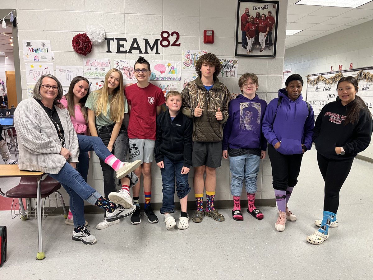 Lowndes Middle tweet media