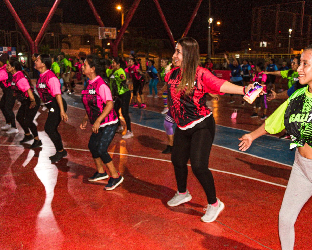 Daniel Cisneros tweet media