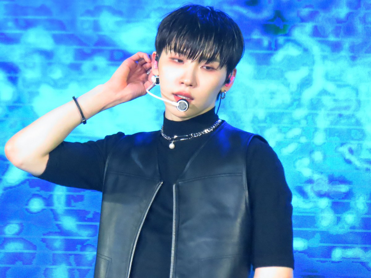scone0611's tweet photo. 230321 stage W

#전웅 #AB6IX https://t.co/936y9SquuW