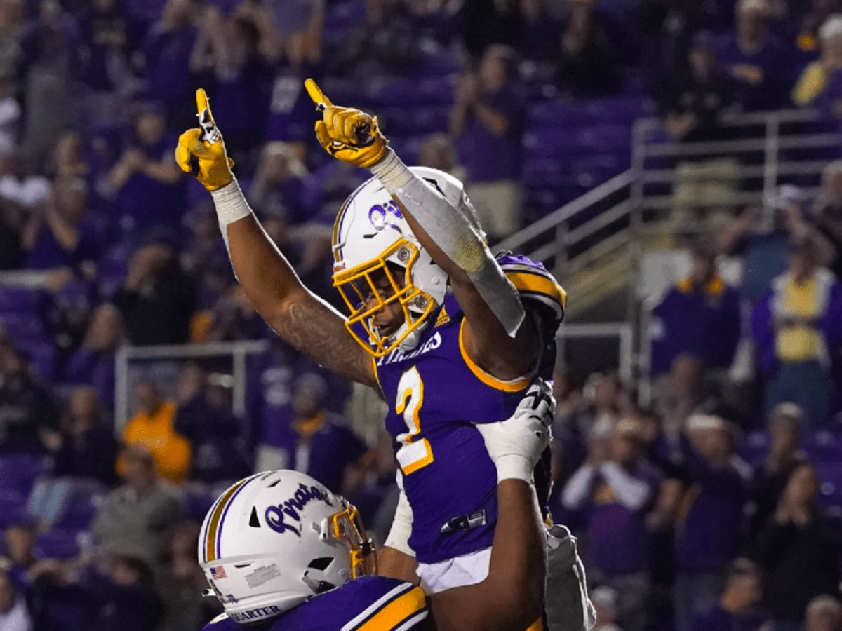 Ahmir Smith (@ahmirjesus) on Twitter photo I will be at East Carolina on March 28th 💜🏴☠️ @SGasperECU <a href="/CoachC_Foster/">Chris Foster</a> <a href="/ChesneyDMcc/">Chesney Mcclellan</a> <a href="/ECUPiratesFB/">ECU Football</a> I will be at East Carolina on March 28th 💜🏴☠️ @SGasperECU <a href="/CoachC_Foster/">Chris Foster</a> <a href="/ChesneyDMcc/">Chesney Mcclellan</a> <a href="/ECUPiratesFB/">ECU Football</a>