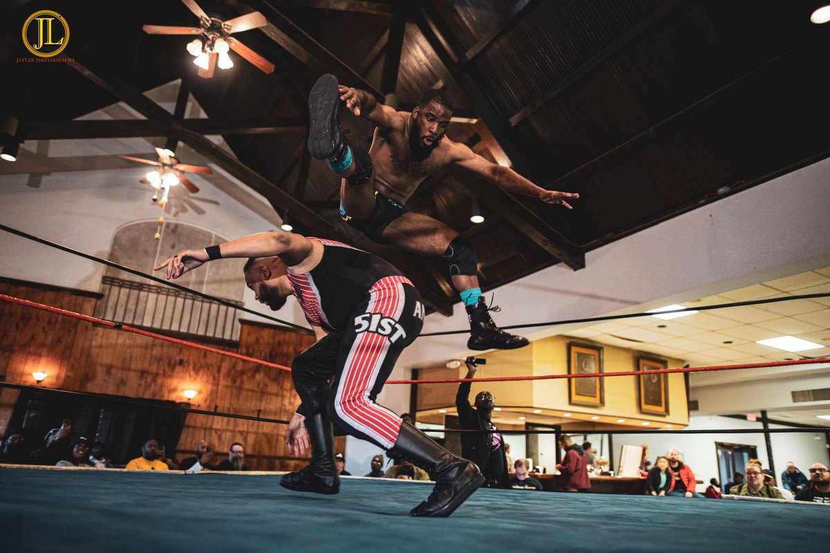 I stay dodging negativity @Studio_Andino Thanks for the Pic📸 @JayLeeAC Big shout out to @PAWD_WC for having me. Can’t wait to come back