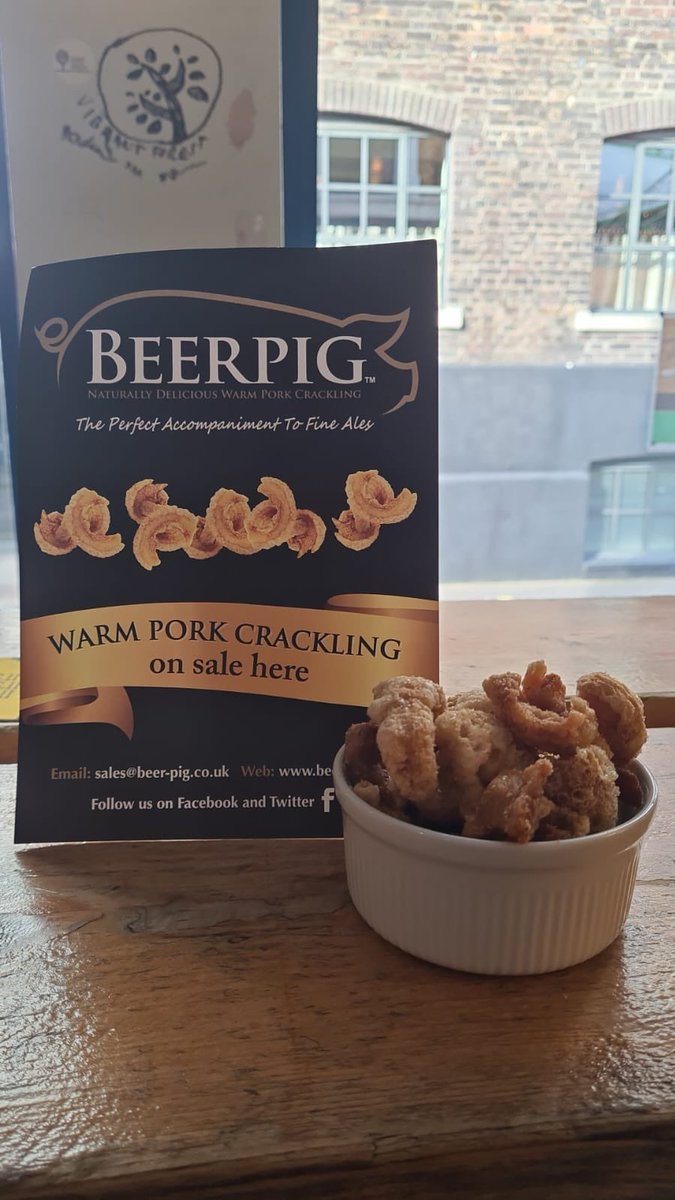 Rakebar's tweet photo. There’s a new snack in town!
#BeerPigCrackling #Rakebar https://t.co/wA0nqnFaqG