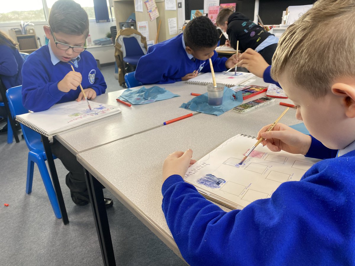 mrmilesmps's tweet photo. 5M have been exploring water colour techniques ready for their fauna and flora artwork 🖼️ https://t.co/zXIJmKQN0t