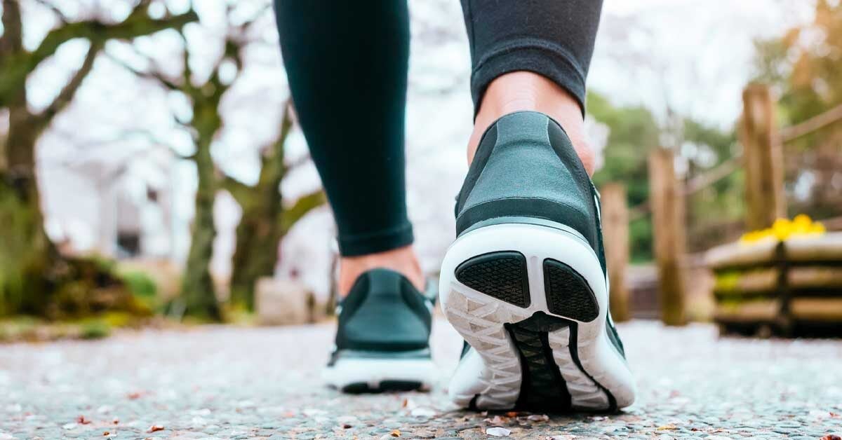 Pain, swelling, and stiffness in one or both heels may happen due to plantar fasciitis. You can often treat this condition at home, with ice, rest, supportive braces, and over-the-counter pain relief. If your pain doesn’t improve, a doctor can offer... healthline.com/health/plantar…
