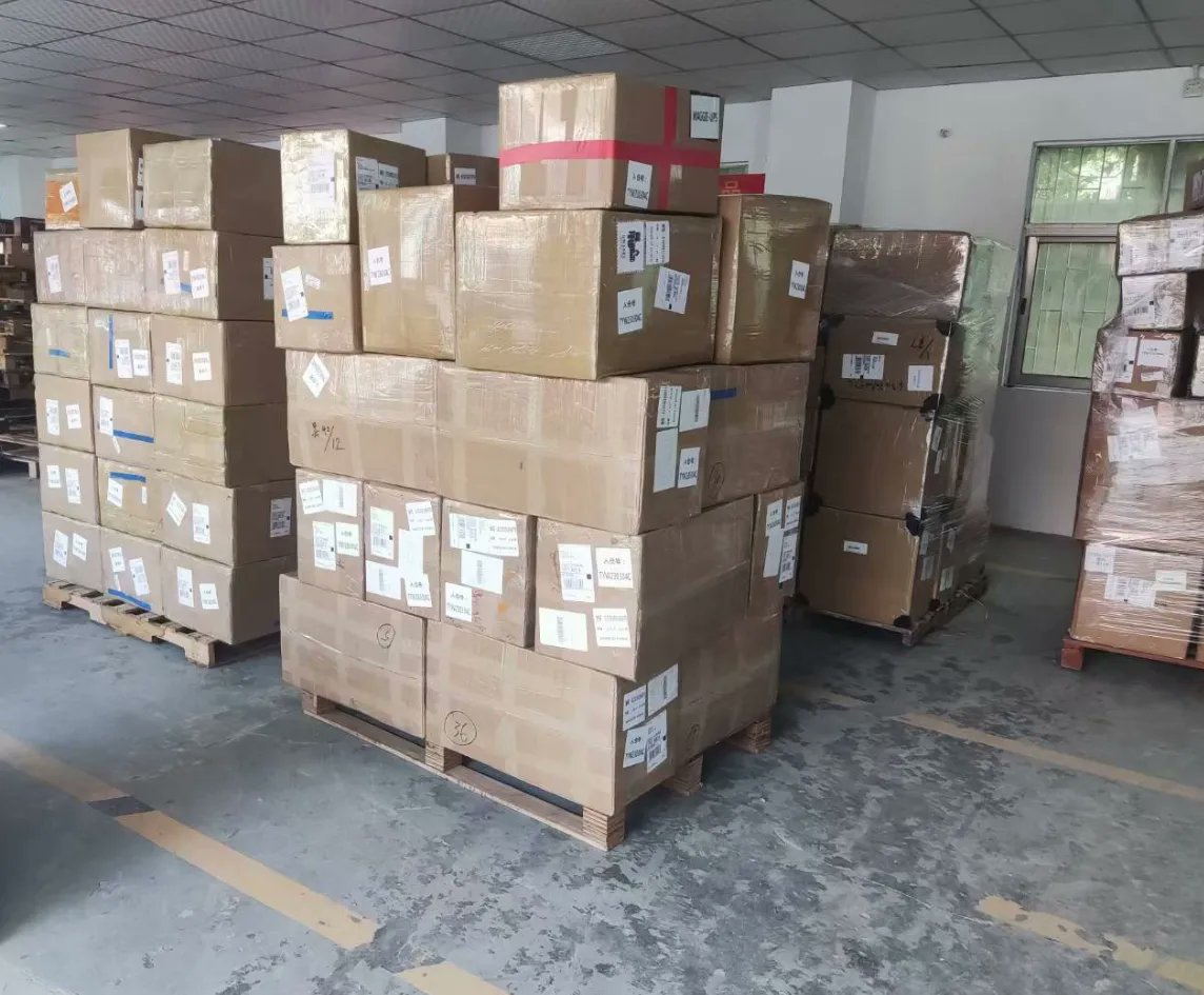 JustChinait's tweet image. Why pay for multiple shipments when you can combine them into one? Our cargo consolidating service helps you save money on shipping fees and simplifies your logistics process. #OneShipment #ReducedShippingFees #SimplifiedLogistics