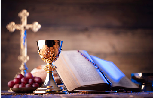 AidanPrimary's tweet photo. Many thanks to Father Owen for celebrating our mass for Lent this morning,  and for those parents who joined us. It was lovely to celebrate Holy Mass with our school family. https://t.co/NNm3wgRQd1