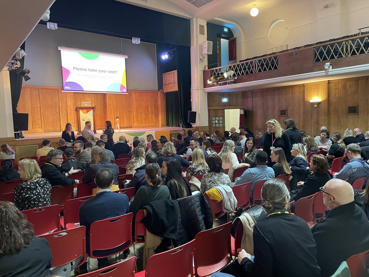 licensemag's tweet image. We’re at @ConwayHall, London, this afternoon for @KidsIndustries Global Family Conference. #TheGlobalFamily #KidsIndustries