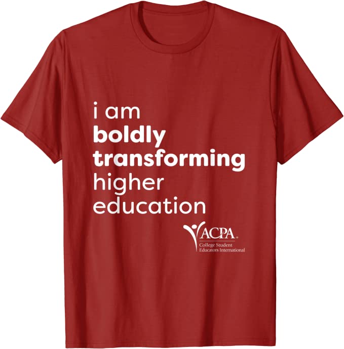 ACPA's tweet image. Boldly Transforming T-shirt: buff.ly/3naZTpP 

Boldly Transforming Sweatshirt: buff.ly/3FFvJ4g 

#SAFaculty Sweatshirt: buff.ly/3Tufc92 | buff.ly/3LF0qu1 

#SAgrad tshirt: buff.ly/40GwMJt