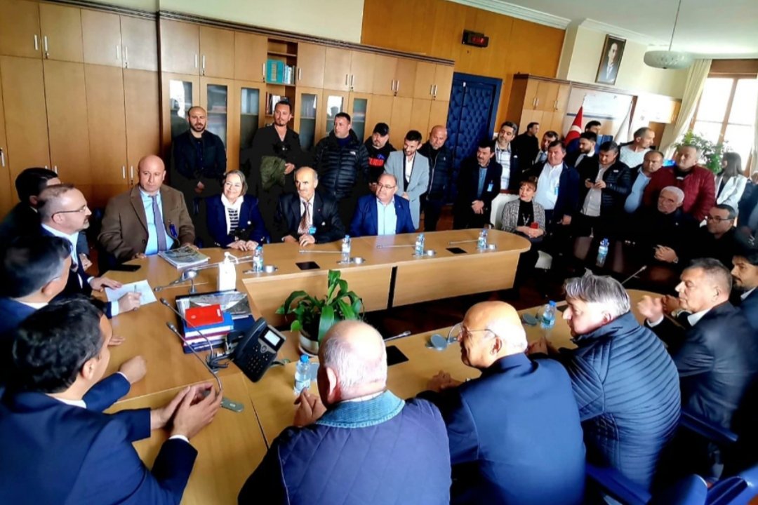 TBMM'de Balıkçılık Komisyonu kurulmasına ilişkin önerge kabul edildi. Kabul çerçevesinde komisyon 3 ay süre ile görev yaparak ülkemiz balıkçılarını ve sektörü dinleyerek sorunların çözümü için çalışılacaktır.
<a href="/TBMMresmi/">TBMM</a> <a href="/bkaradeniz57/">Barış Karadeniz 🇹🇷</a>
#sürdürülebilirlik #amatörsportifbalıkçılık