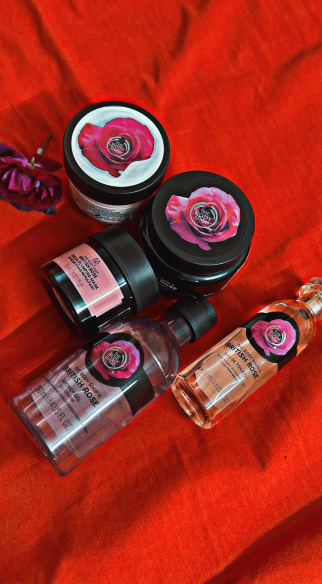 Saranghae_peace's tweet photo. What’s your perfume personality?! 

Favourite ❤️
#worldfragranceday https://t.co/hX0k5VwZa9