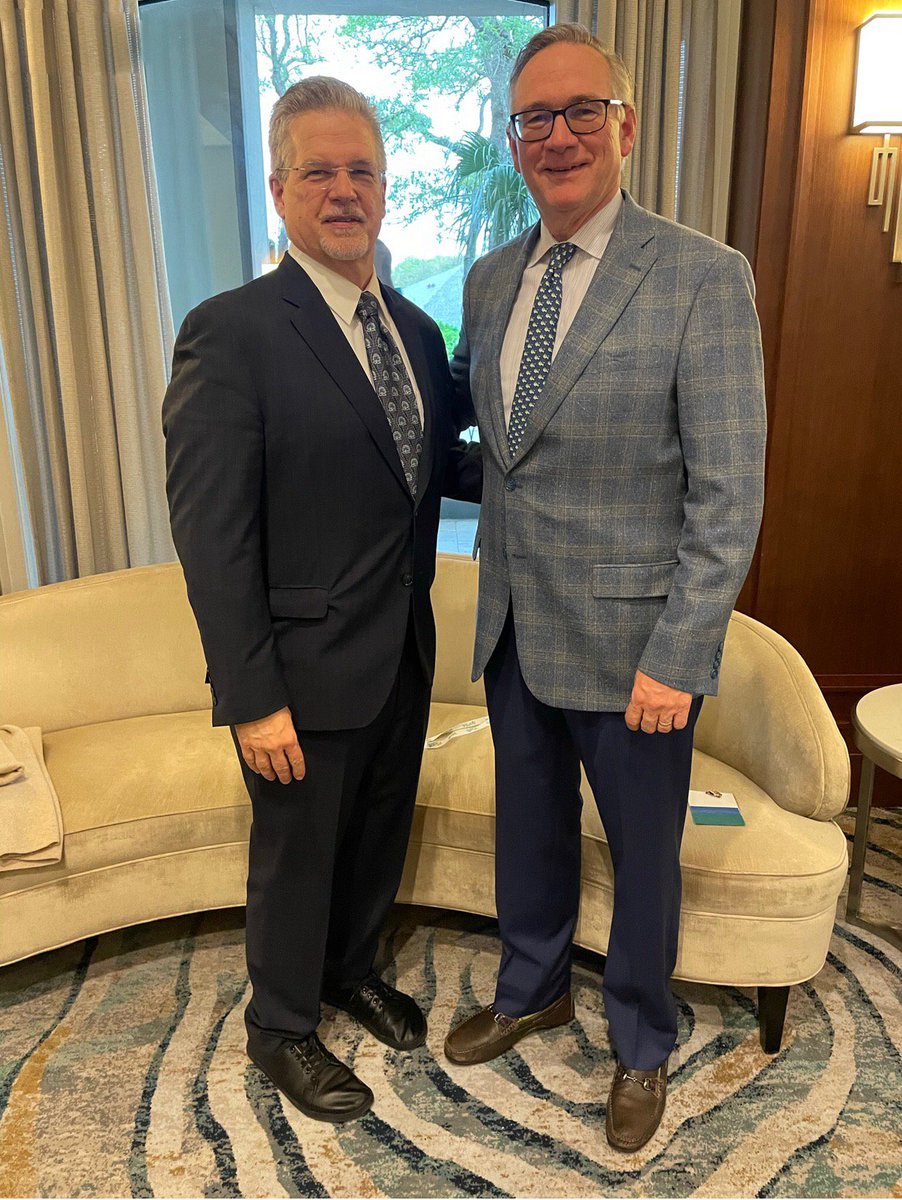 UKYurology's tweet photo. Dr. Strup has been selected to be the president of the 
@SES_AUA!  We are tremendously proud.

While at the event, Dr. Strup had a chance to meet with Dr. Herrell, who passed the gavel onto him. #Urology #SESAUA2023 https://t.co/QfH17XEZQZ