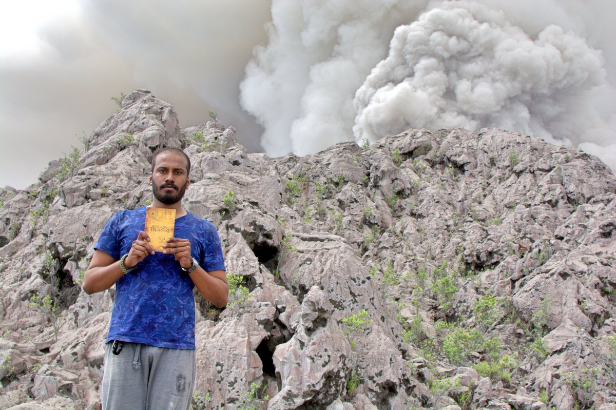rnvconveys's tweet photo. Sai Teja Peddineni, the volcano man of India, and founder of a Veera, with The Great Indian Treasure near a dangerous Volcano. Have you found the treasure?  #RaghunandanVadla #TheGreatIndianTreasure #IndianAuthor #ChetanBhagat #ActionNation #TheIdeaRevolution https://t.co/Vtgy6WbUld