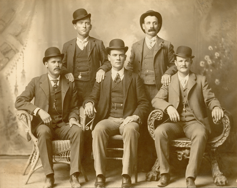 ScottMcCreaWest's tweet photo. The gent on the left is Henry Longabaugh, better known as The Sundance Kid.

He's going to inhabit a large part of my imagination as I write the next book in the #TalesofTomMix, called Sundance Kid.

#booknews #SundanceKid #OldWest #WildWest #WildBunch #ButchCassidy #writerslife https://t.co/2H21J45BP8