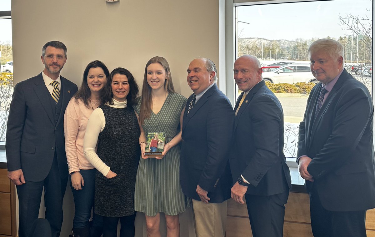 Deby Cahan tweet media