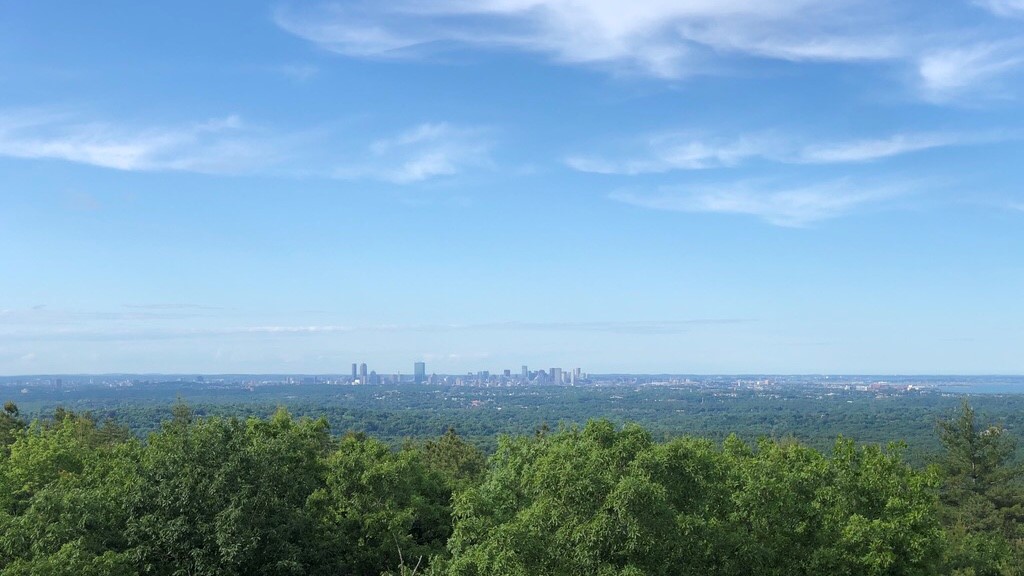 Attention undergraduate and graduate students!  The SEC is actively recruiting for the SEC Scholars Business Program for Fall 2023.  Positions available in the Boston Regional Office.  Deadline to apply for this paid internship is April 3.  ow.ly/ZcxG50NfvrA