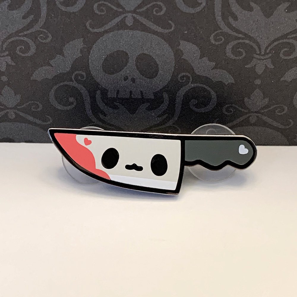 purrwitch's tweet photo. @horrorvisuals Ahh thank you for this! Time for me to peek through this thread for the next few hours 💕💕💕

I'm Purr! I run Purrwitch Arts and make cute stickers and enamel pins. My current goal is to draw horror characters from every series out there, including the obscure ones! https://t.co/fLE0VINCUf