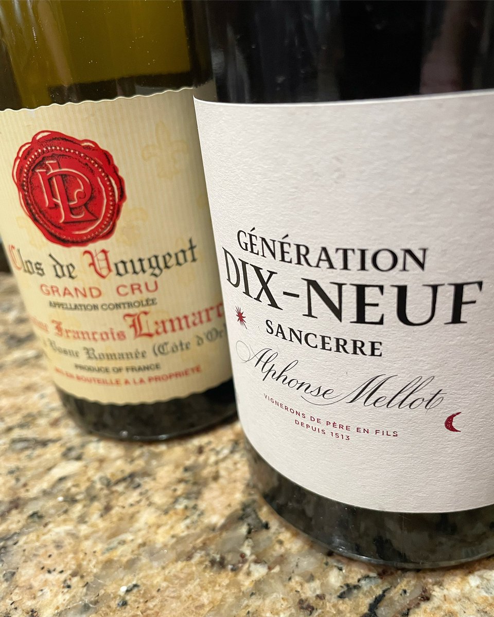chriswinedoctor's tweet photo. Interesting #pinotnoir night chez #Winedoctor tonight. #sancerre #closdevougeot #loirewine #burgundy #burgundywine #francoislamarche #alphonsemellot #wine https://t.co/BQFS3Ync9Z