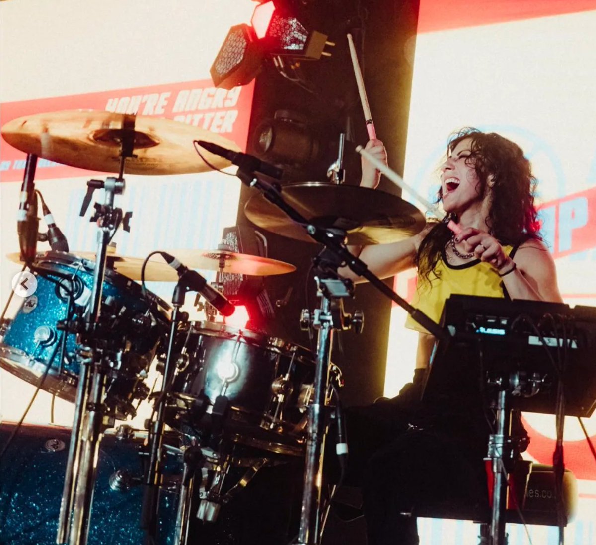 FriscoSoR's tweet photo. Next week, @schoolofrock is going to be interviewing Jess Bowen, the drummer for The Summer Set! Get the DL about life as a pro drummer! 🥁 🤩 https://t.co/0vxwTKUe0s
