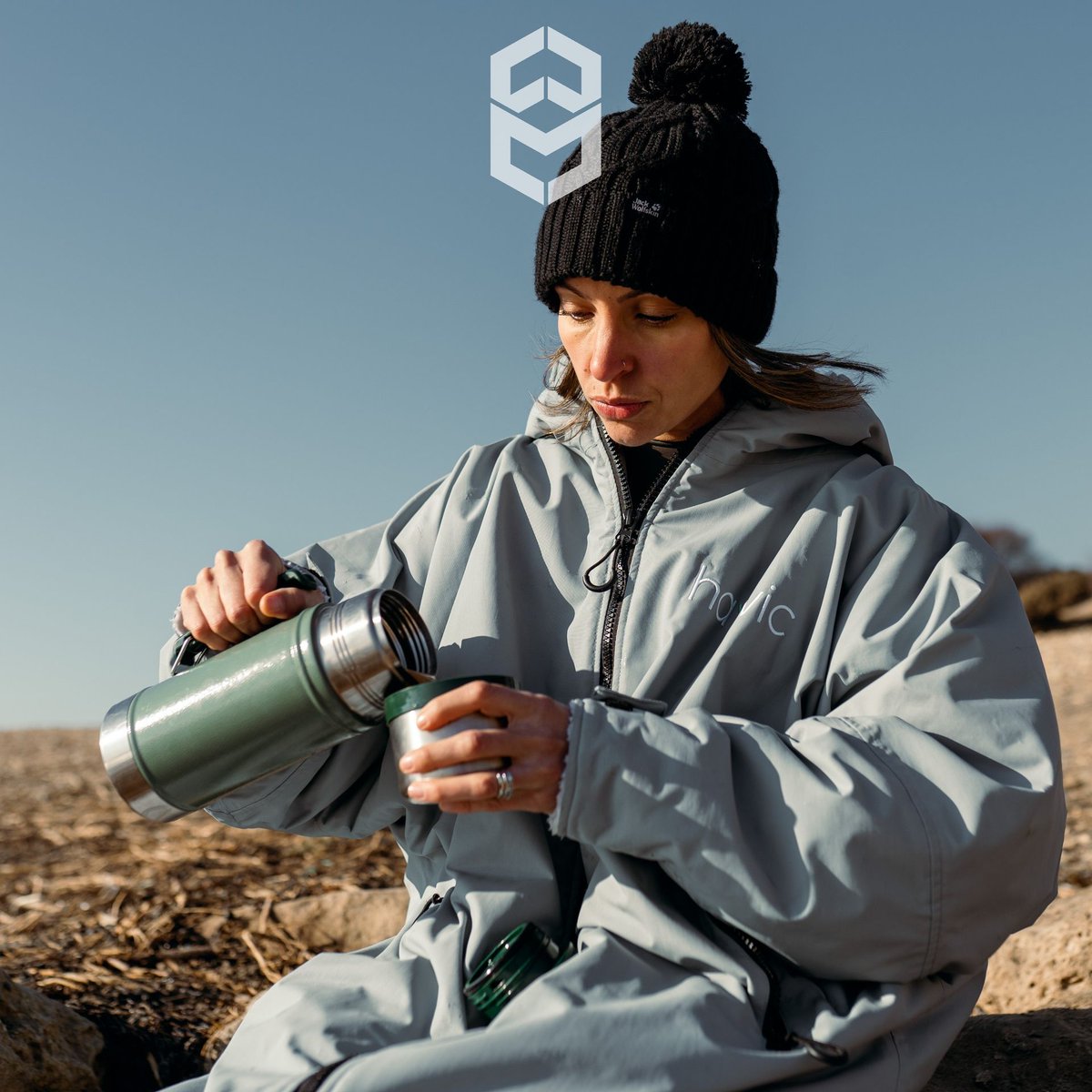 havvicoutdoor's tweet image. Havvic Changing Robe keeping you very warm during cold conditions

#changingrobe #tranquillitygrey @havvicoutdoor #warminwinter #wintersunshine #atthebeach #morningsunshine
