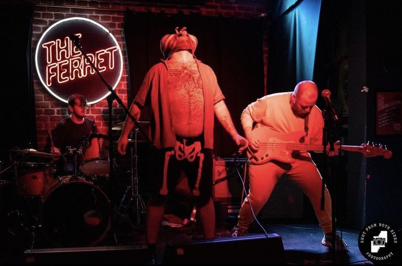 FerretPreston's tweet photo. Last weekends #SaveTheFerret events added a lovely £600+ to the total, meaning we’re closer yet again to our final goal! 🤘
Massive thanks to: @TheBatteryFarm, @we_are_Left, @idlehours_, Moby Dickless, Red Clogs, Black Eddy, The Island, Reborn Generation & Another Thursday ♥️ https://t.co/fHe3DPUi0c