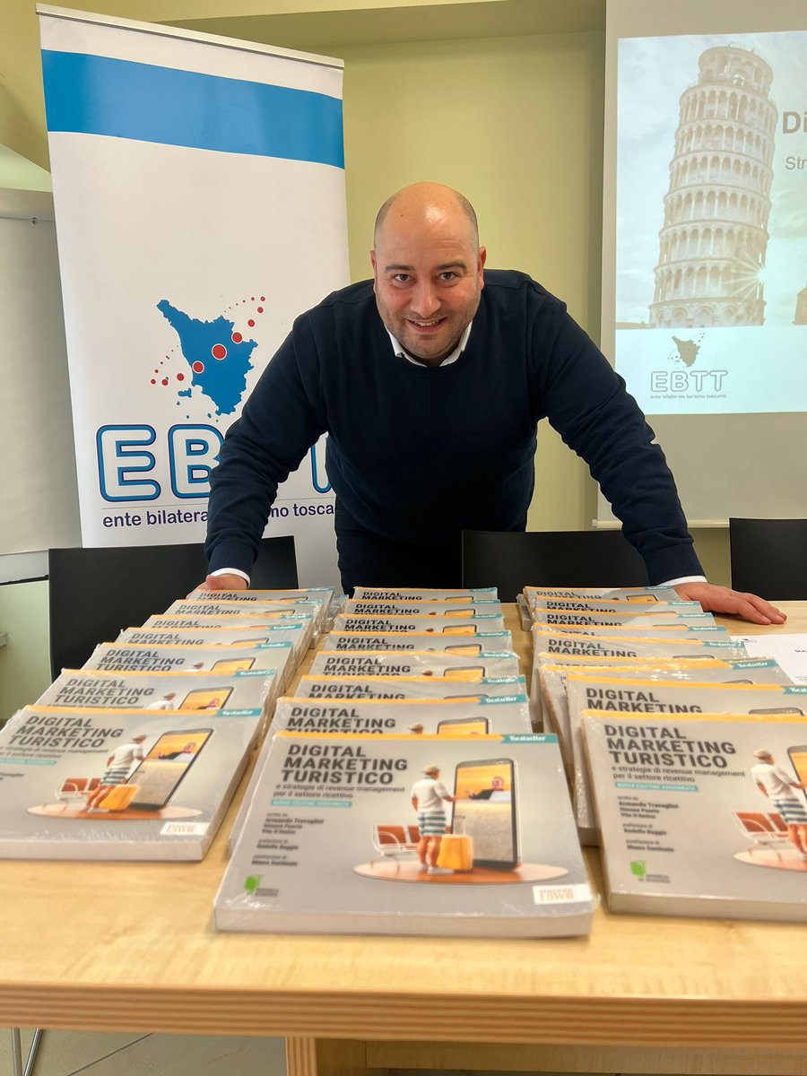 EBTToscano's tweet photo. Proseguono i nostri corsi gratuiti, a #pisa si parla di Digital Marketing Turistico con @DigitalMarkTu 
Non perdere i prossimi appuntamenti, vai sul sito https://t.co/NwFjHYl21h ed iscriviti ai prossimi eventi #ebtt #lavoro #formazione #turismo #Toscana https://t.co/c5q8Wu3St2