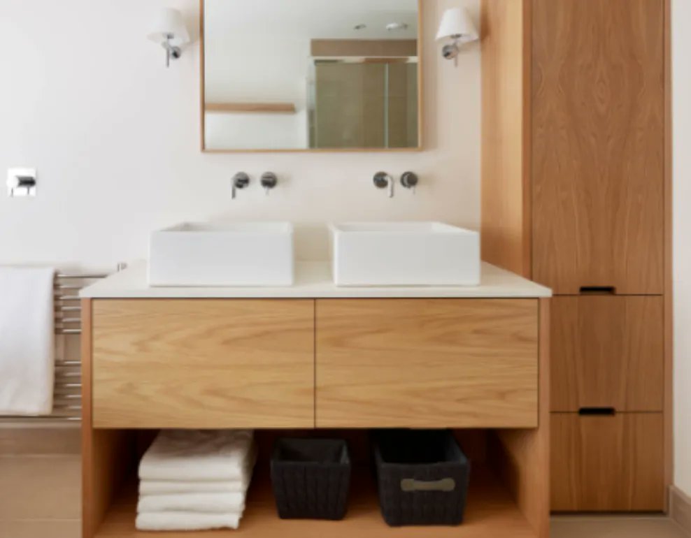 Are there types of storage #InteriorDesigners include in their own #Bathrooms? You'll love this #BathroomStorage lowdown on ways to stash #Bathroom bits to make the most of your #BathroomSpace. See Which Types of Bathroom Storage Do Designers Favour? @ buff.ly/3m6eSPa