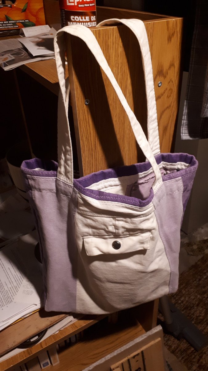 frameofmind's tweet image. *As If*

Trepidation
Intrepid
Nation

Borne
In scarlet downs
We #discuss
What threats were made
B4

Let me
Produce
#Objectlesson
As if 'twere a purse

Stella
Quilter
(d. 2008)
Made it

#Relax
It's late
On the exam
It won't B

Wait

It comes
Will be
Tacks
Tillerman's fist

#vss365