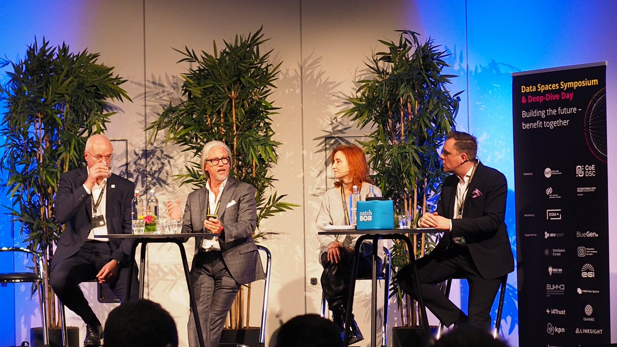 gaiax_aisbl's tweet image. Exciting news from #DataSpaceSymposium as DSBA takes the lead in building global #dataspaces with CEOs of Gaia-X, IDSA, FIWARE &amp;amp; Secretary General of BDVA discussing the convergence of their architectures. Let&apos;s create a unified data ecosystem! #DataSpaces #GlobalData #TechNews
