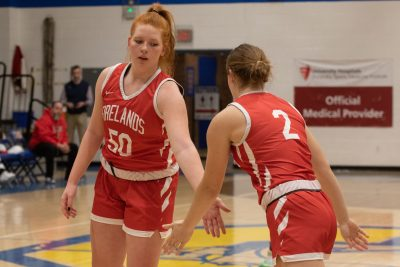Breaking 🚨

Firelands Lauren Valerius earns Division II All-Ohioan Honorable Mention. <a href="/FirelandsFalcon/">Athletic Director</a> <a href="/MJournalSports/">Morning Journal Sports</a>