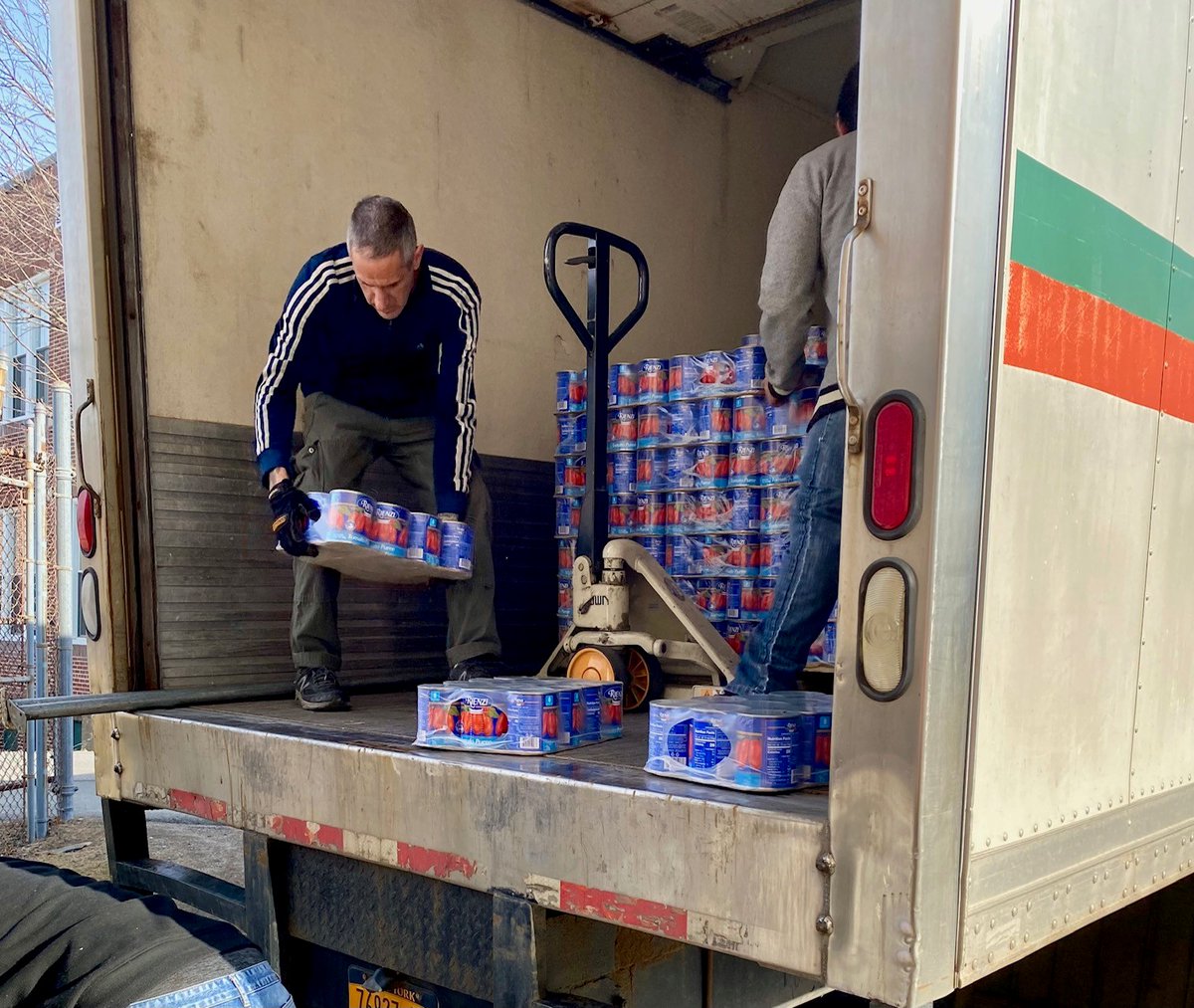 cc_worc's tweet photo. We are thrilled to announce that a generous donation was made to Catholic Charities Worcester County's food pantry by Rienzi on behalf of @RepMcGovern which included pasta, sauce, cake, and more. Your support makes a world of difference! https://t.co/0tCPSBLEuI