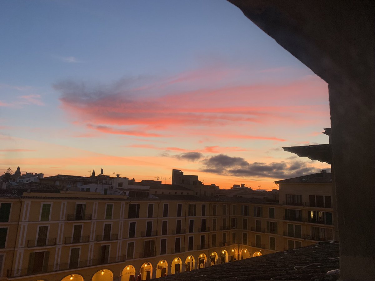VisualRuckus's tweet image. Sunrise in Palma 👌🏻#sunrise