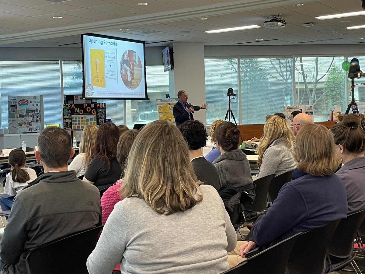 Ms. Spino tweet media