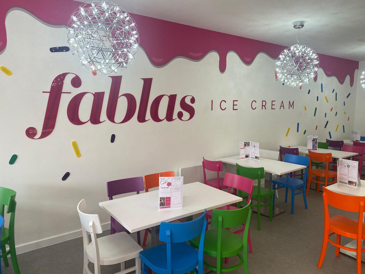 VZTASmartTowns's tweet photo. We’re in Caerphilly visiting local businesses and inviting them to the upcoming town meeting!
Whilst in the town centre, we visited the incredible Fablas on their opening day and indulged in some ice cream - look at the selection of flavours they have on offer!🍦
#SmartTowns https://t.co/kL98XfEnOl