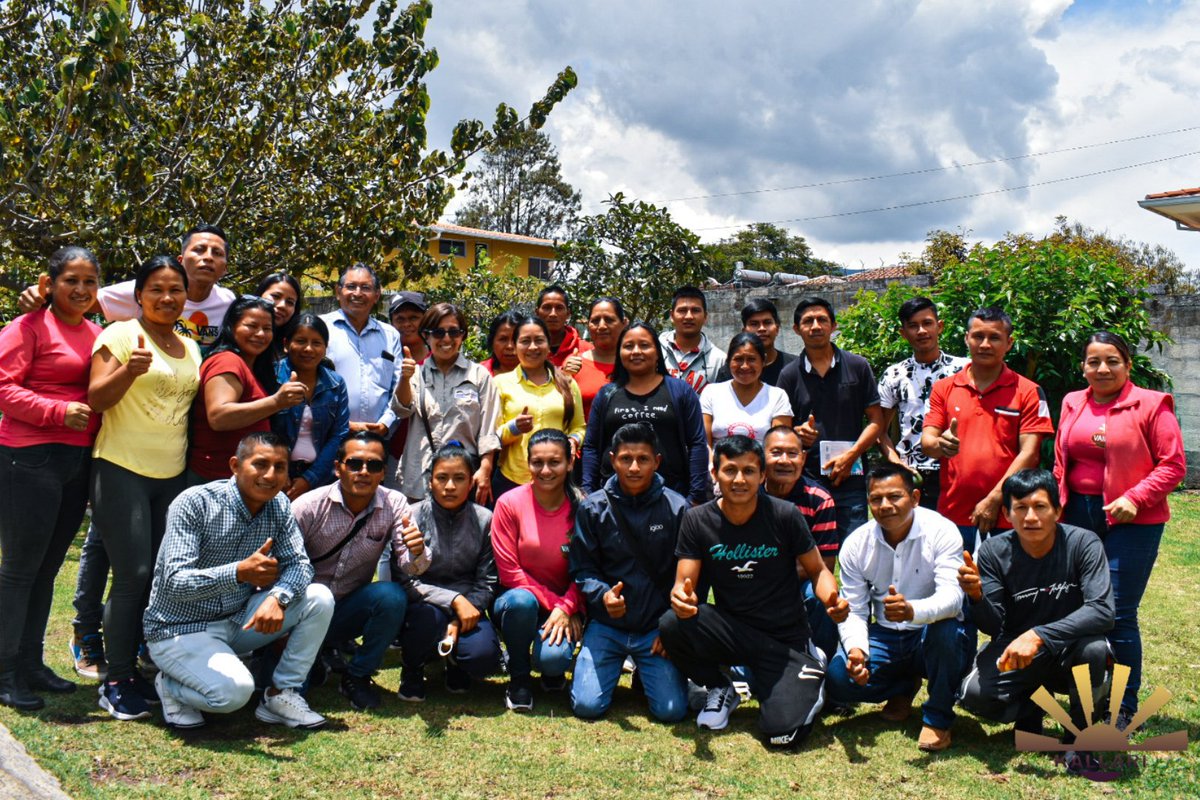 Kallari_ec's tweet photo. Gira de intercambio de conocimiento a la empresa #vainuz, la gira forma parte de las actividades del proyecto denominado “Fortalecimiento de la cadena de valor de la vainilla producida bajo el sistema ancestral chakra.   #GIZ #Kallari #Biovalor #vainilla #produccion #vainilla https://t.co/iw12nnnV6j