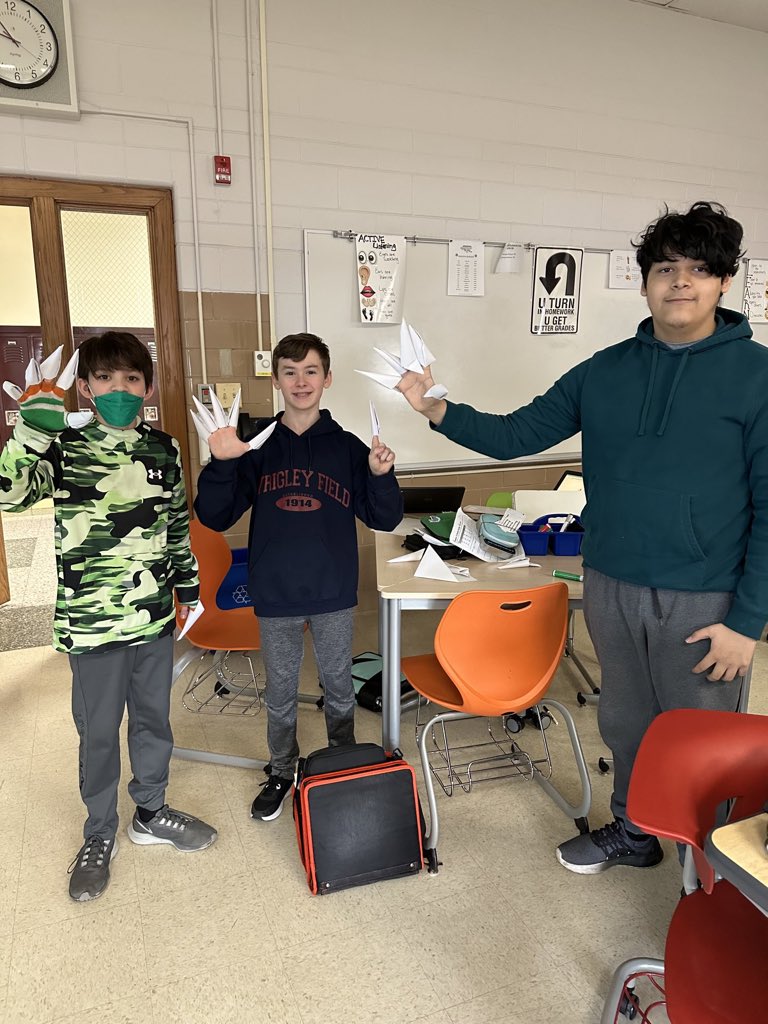 Mrs. Emerson tweet media