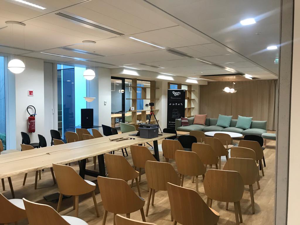 PyraTzLabs's tweet photo. See you in 1 hour for our VC Special edition #Meetup at @PyraTzLabs HQ! 🔥🎊

@LBank_Exchange @WineBottleClub @InterCellar_ @NathalieYangUSC @bneiluj @OMartret @EarlybirdVC @jeremylebescont https://t.co/0KNhI1qWrt