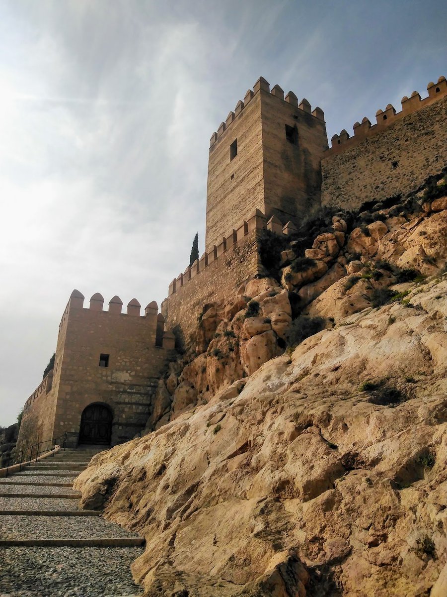 avecesviajouy's tweet photo. Y recuerden que mañana tenemos doble dósis española.
Por la mañana tempranito en #avecesviajo web nos vamos a Frigiliana, en la provincia de Málaga.
Y por la noche, a las 22hs, sale el #apagonviajero con destino a Almería.
Nos leemos y escuchamos https://t.co/hKq1nsPcsj