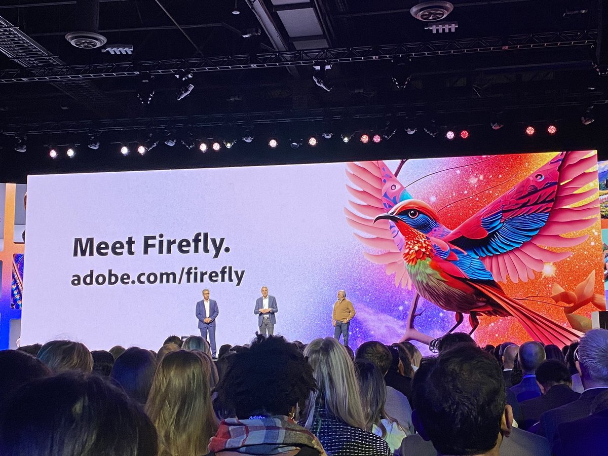 Goldie Chan 💚 tweet media