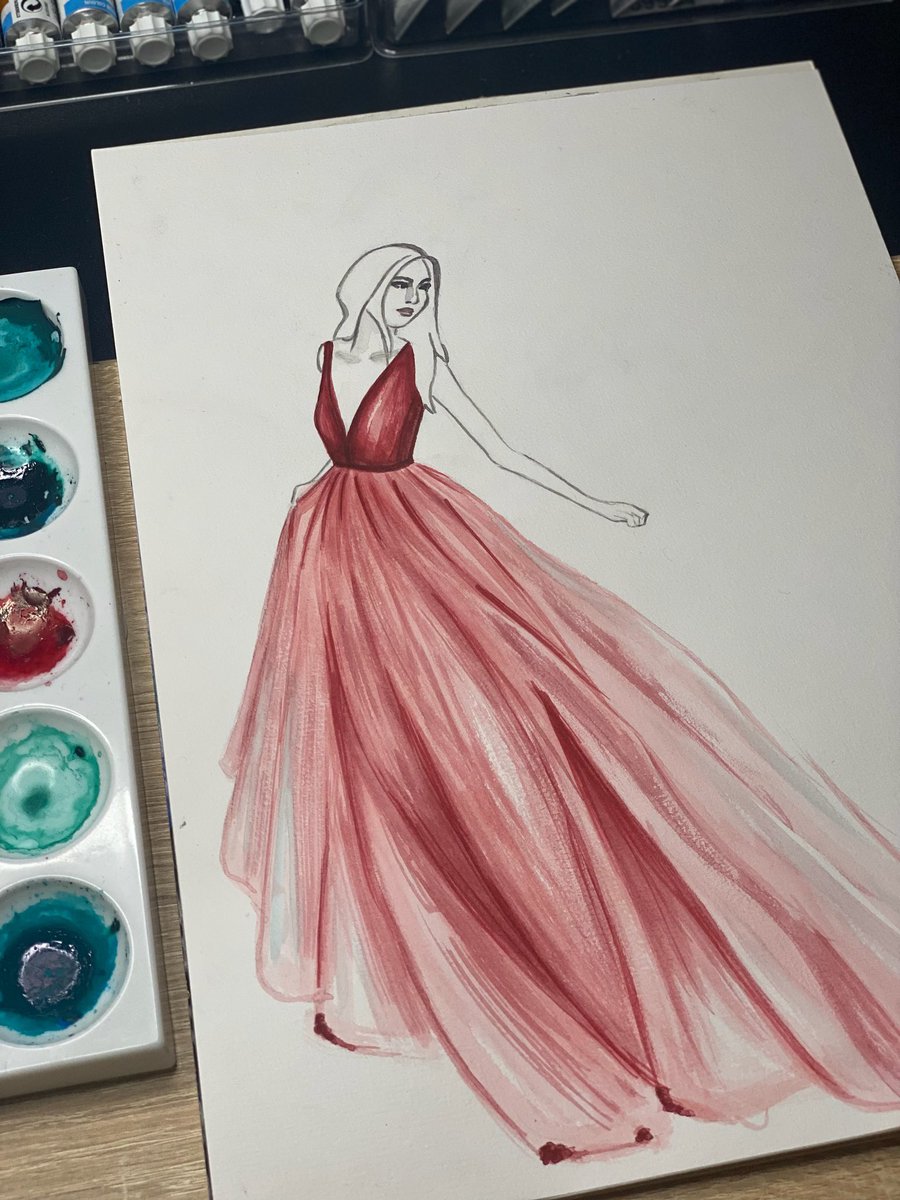 Loove painting these big gowns 🤩

#fashionillustration #artist #watercolour