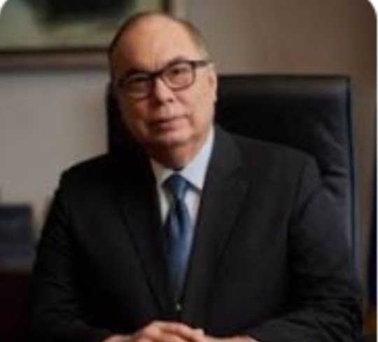 Luis64857362's tweet image. Levanten la mano todos los que consideran que @enriquelauc debe ser destituido como director de la @CSSPanama .