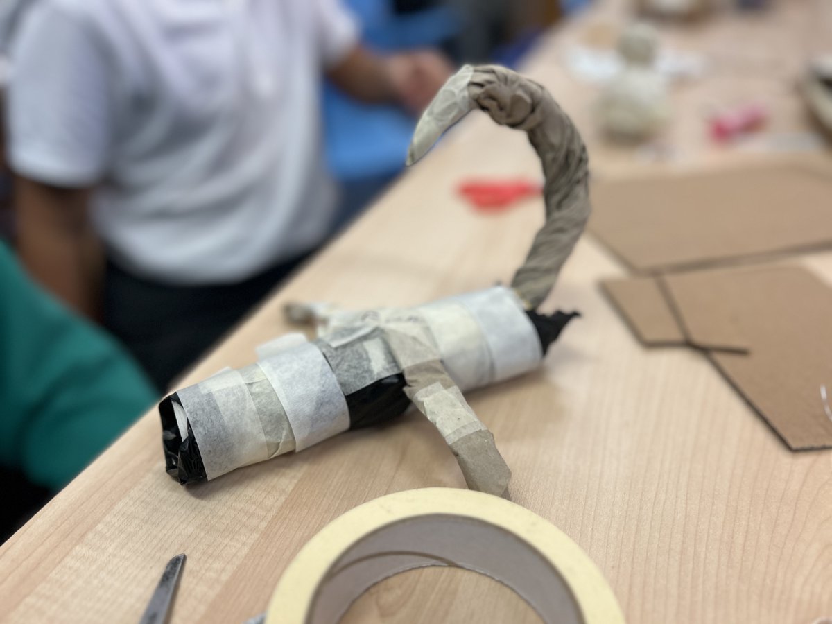 RiversdalePS's tweet image. Yr6 are making Greek Mythological Creatures. They&apos;re sculpting an armature, mod-rocing it and then adding paint and texture. These will be used as part of a Greek myth writing project in our literacy. To see these take shape is incredible to watch! @ClassOfMrP #RiversdalePS