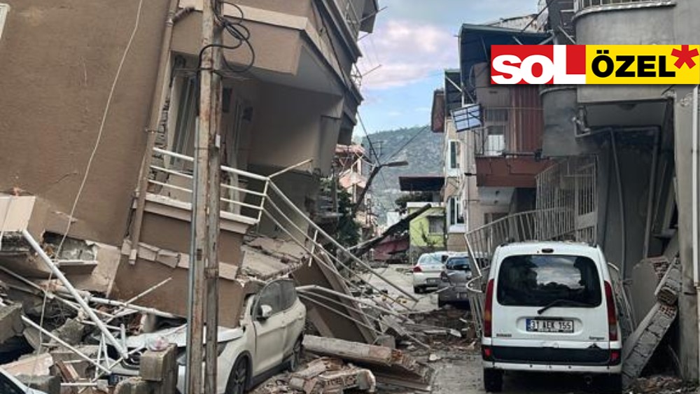 solhaberportali's tweet image. Antakya'daki o sokakta yalnızca bir bina yıkıldı: Müteahhidi bile olmayan binaya imar affı

haber.sol.org.tr/haber/antakyad…