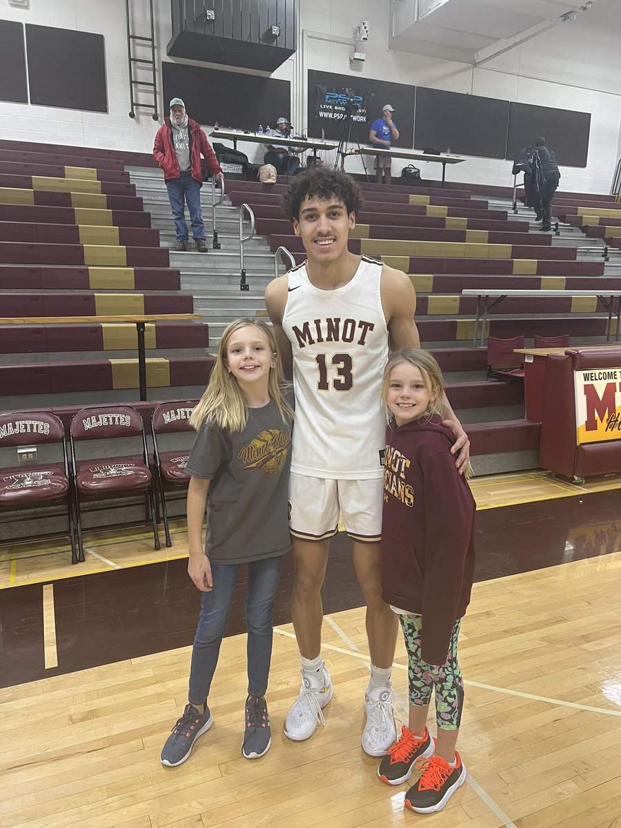 ScottLouser's tweet photo. Made some comments on the floor of the ND House yesterday recognizing @Darik_Dissette as the best in the state.   Video available upon request and I have printed copies for historical reference as well.  #LoyalAndTrue #RollMagi He’s always greet with kids too! https://t.co/kVYXF9QywM