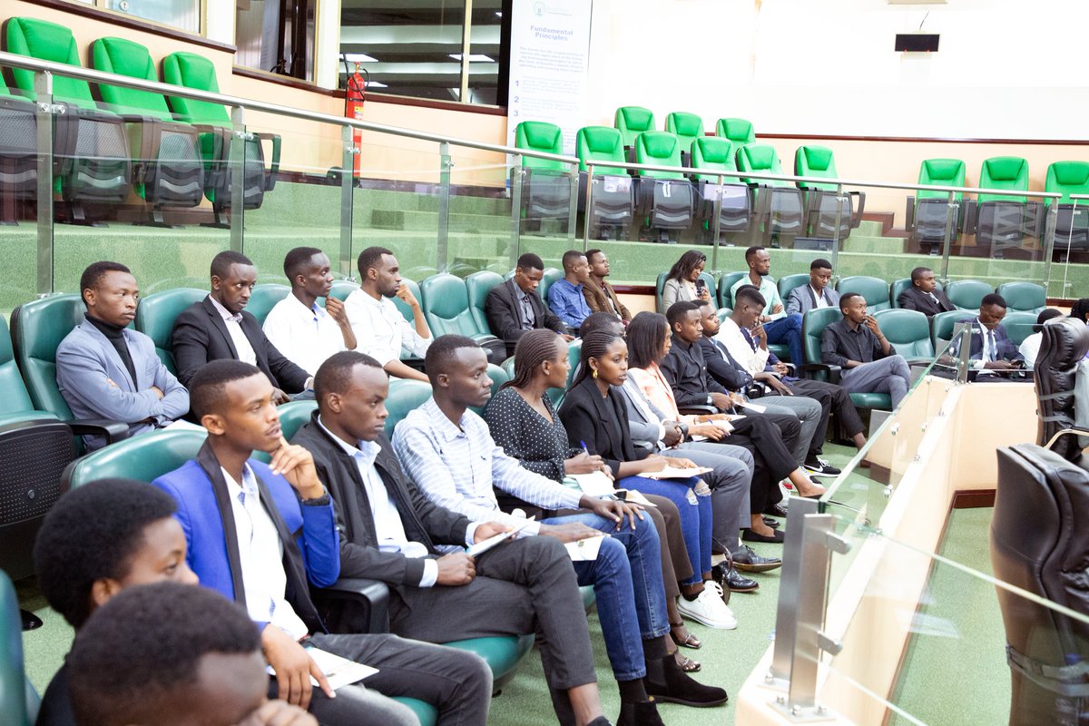 Today, Hon. <a href="/DushimimanaL/">Dushimimana Lambert</a> and Hon. Rubagumya E. Furaha hosted students from <a href="/Uni_Rwanda/">University of Rwanda</a> in the School of Governance and Public Administration. They learned about the functioning of the both Chambers of the Parliament in matters of legislation and oversight of Government actions.